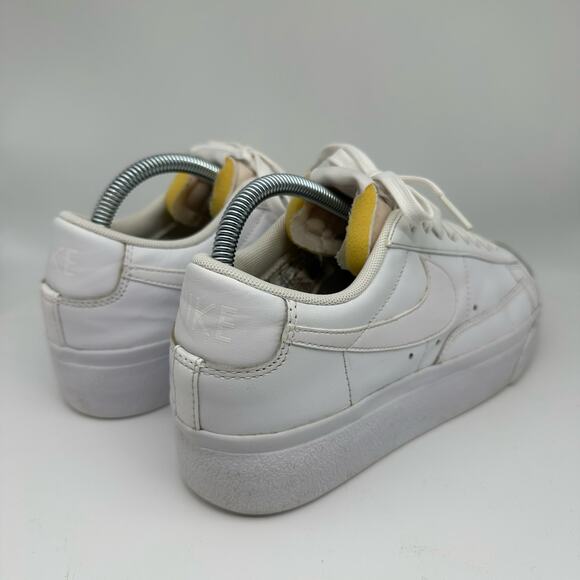 Nike Women's Blazer Low Platform Triple White Sneaker Size 9 - Picture 10 of 16